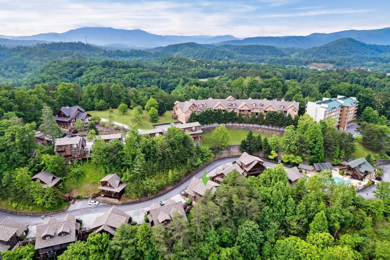 2 Miles From Dollywood Family Resort With Seasonal Outdoor Swimming Pool, Year Around Heated Indoor Swimming Pool, Townhome Style Cabin, Private Hot Tub, Arcade, Tv, Wifi, Kitchen With Refrigerator, Washer And Dryer Pigeon Forge Exterior foto